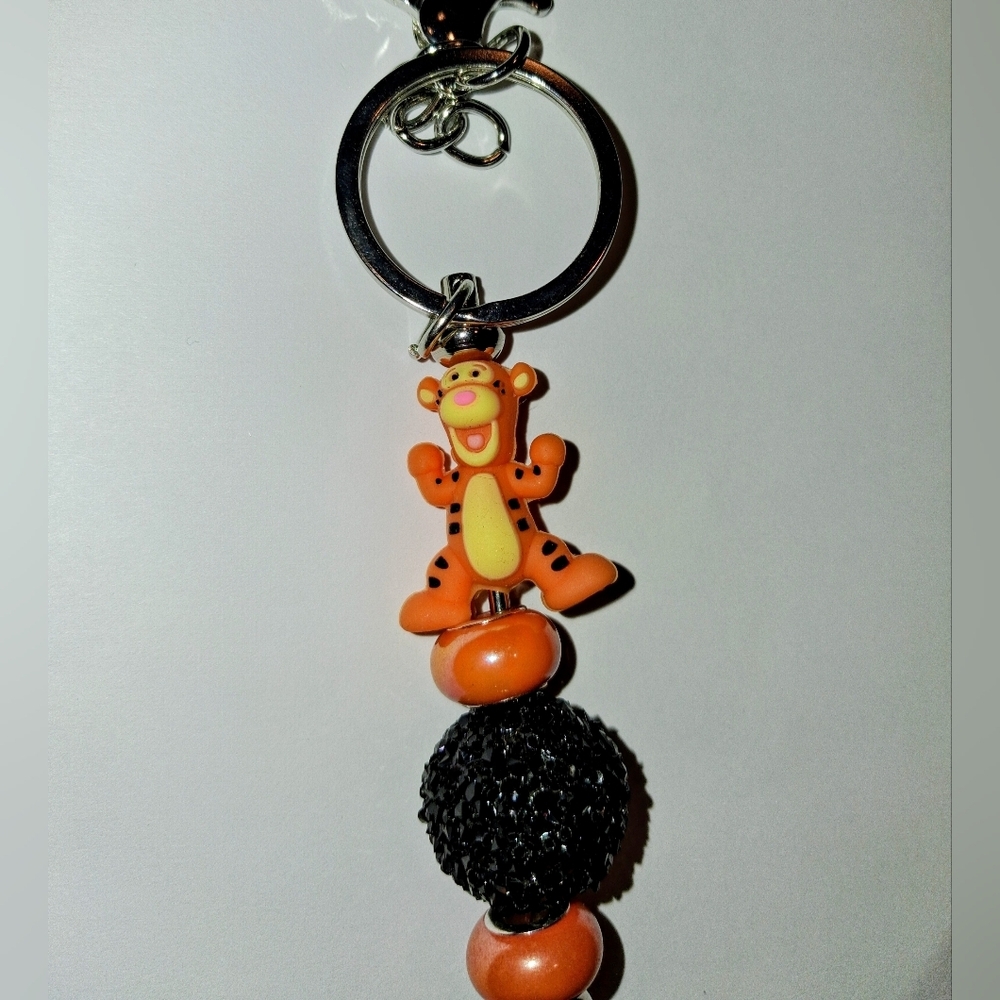 🧡 WINNIE THE POOH ( TIGGER) - BAG CLIP